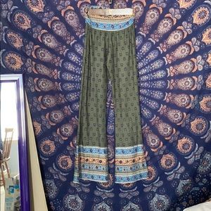 SUPER soft earthbound flow pants LIKE NEW